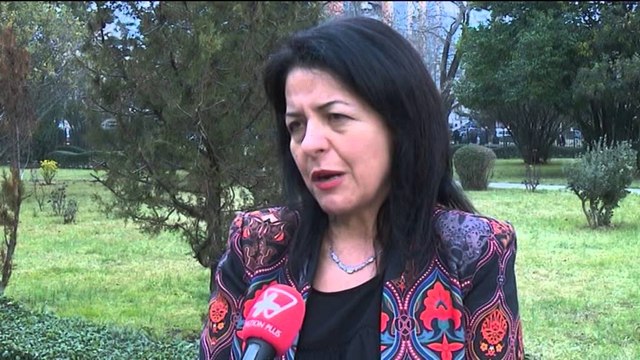 DEGRADIMI I ARSIMIT,MEMUSHAJ E HAFIZI “STUDENTET ANALFABETE BEHEN MESUES” LAJM mpg