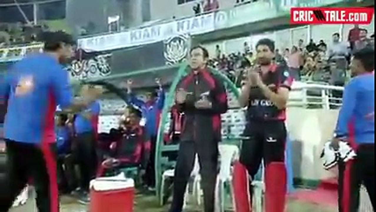 Shahid Afridi Boom Boom two sixes in BPL final over best finisher - must watch