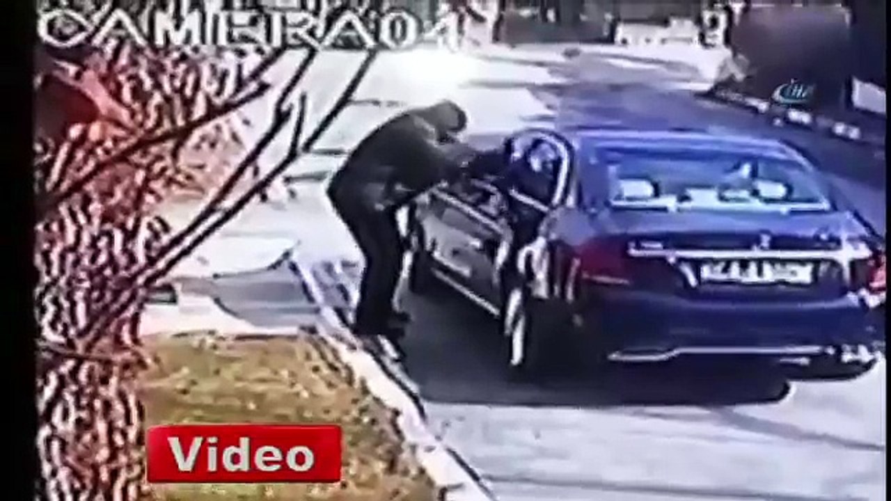 İş adamının öldürülme anı kamerada