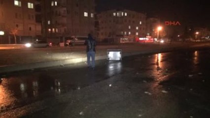 Antalya - PKK Sempatizanları Araçları Taşladı