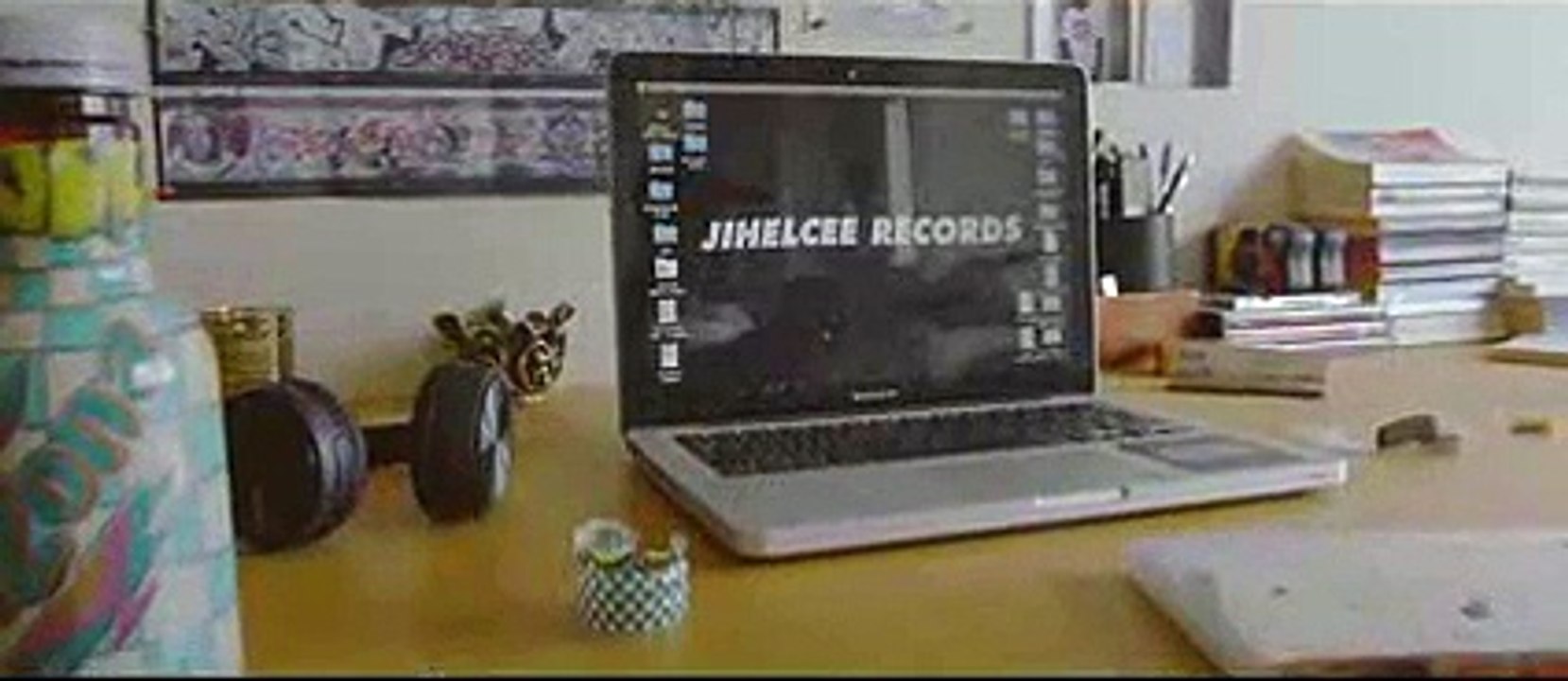 Darryl Zeuja - 100% (Prod par Ugly & Durty)