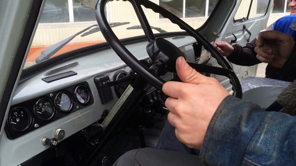 Жесть! УАЗ-буханка только что с завода.