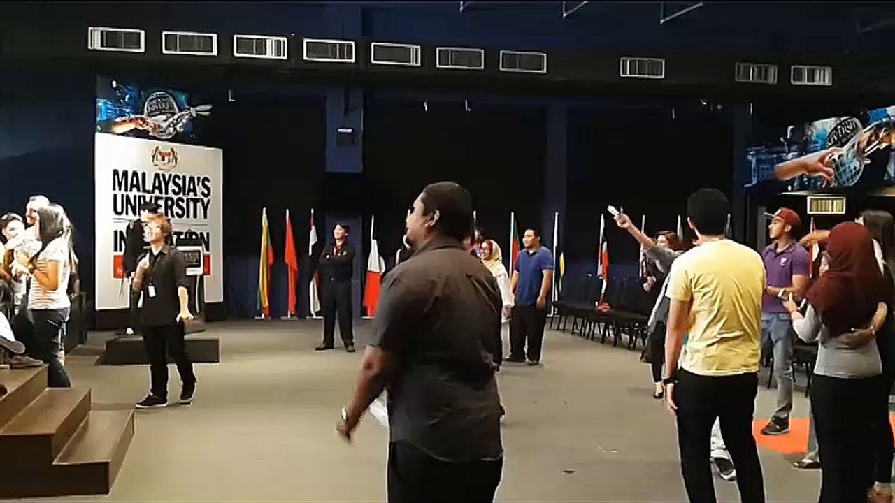 ORIENTATION Feb 2015_The Famous Face Award