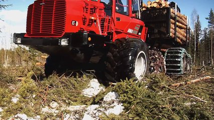 Forwarder Komatsu 855