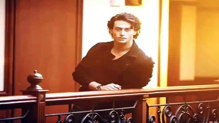 Ijazat Romantic Song By Atif Aslam (BAAGHI MOVIE 2016)