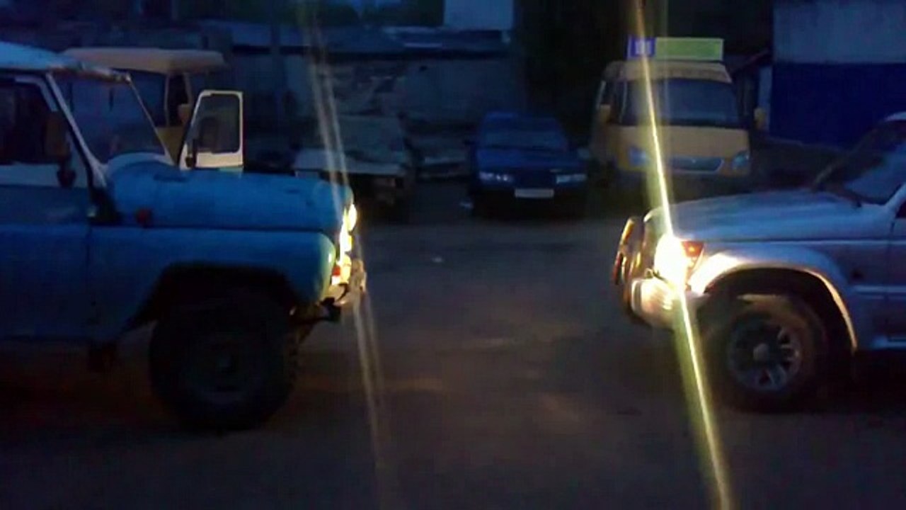 Автомобили, кто сильнее- Mitsubishi Pajero vs УАЗ