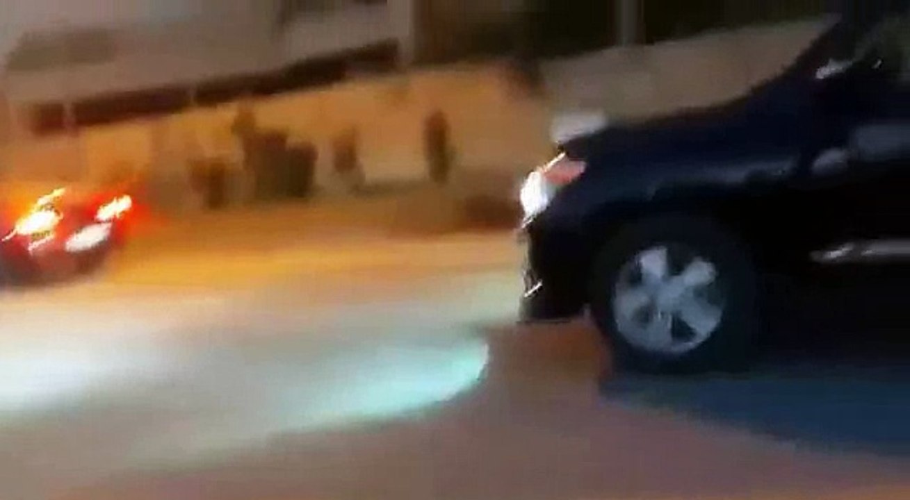 Автомобили, кто сильнее- Hummer H2 vs Toyota Land Cruiser