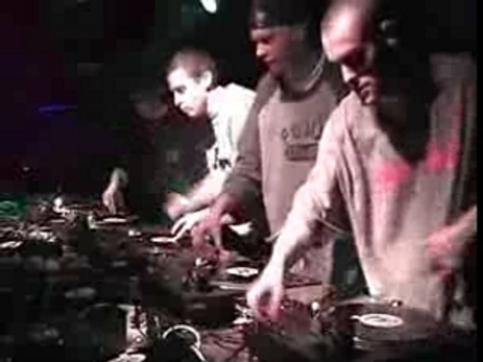 LA GUILDE série 6mn 2002