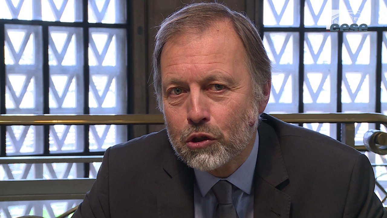 Questions à Christian LERMINIAUX, directeur de Chimie ParisTech - cese