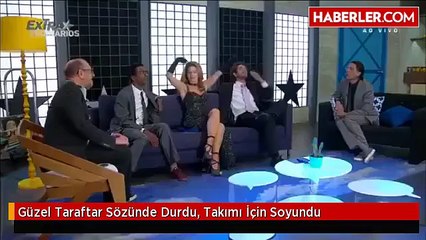 Güzel Taraftar Sözünde Durdu, Takımı İçin Soyundu