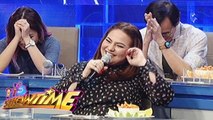 It's Showtime: Taking a selfie with Karla Estrada