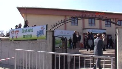 3 Bakan 'Okul Sütü Programı 5. Yıl Dağıtım Töreni'ne Katıldı 2