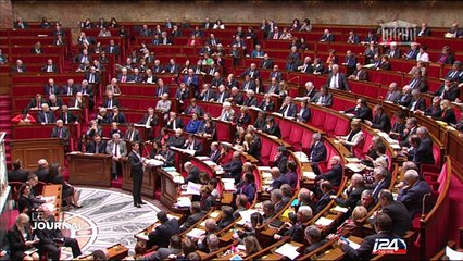 Les députés français votent l'inscription de l'état d'urgence dans la Constitution