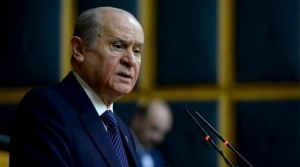 Bahçeli 3 Hafta Sonra Parti Grubunda! Oturarak Konuşuyor