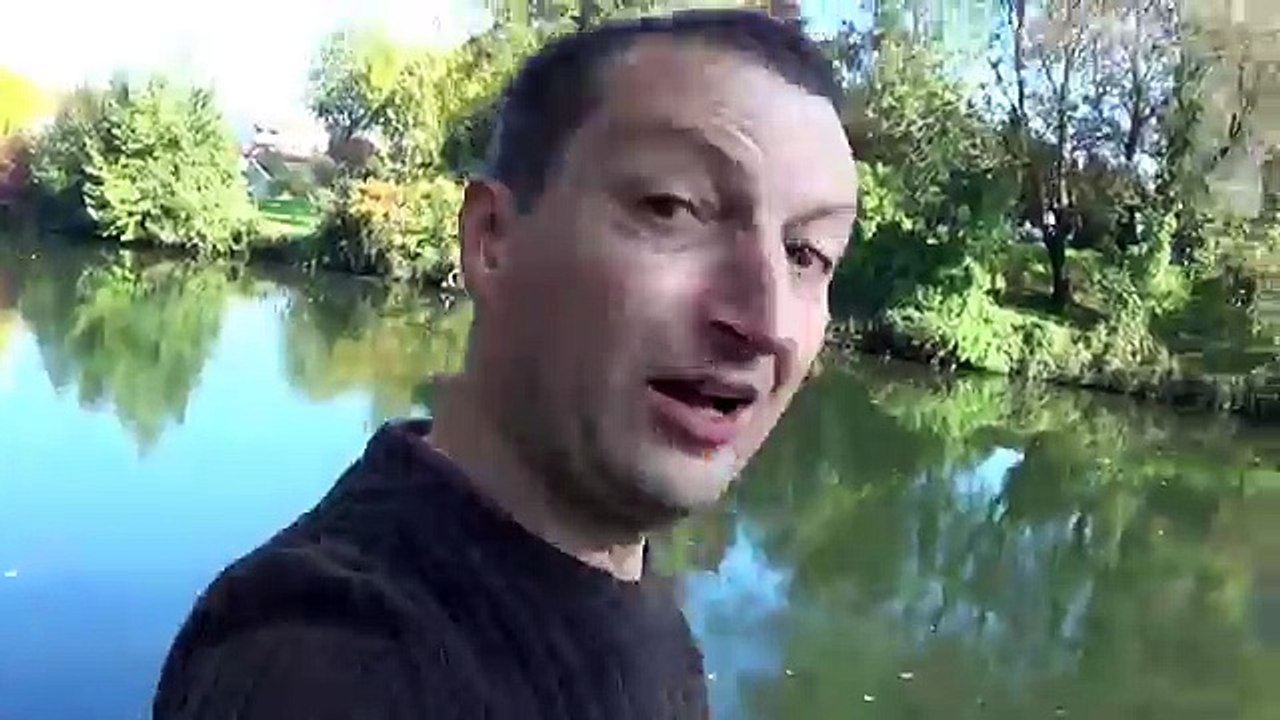 Un homme aigri imite Squeezie