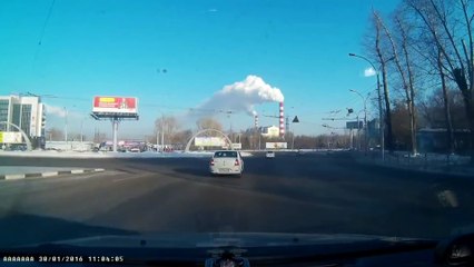Car Crashes Compilation # 303 | Compilation d'accident de voitures n°303 | Février 2016
