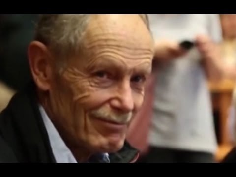 Napoli - Incontro Francesco-Kirill, Erri De Luca: Cuba teatro di pace (08.02.16)