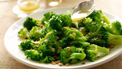 10 Best Foods to Prevent Acne and Dark Spots || Beauty Tips