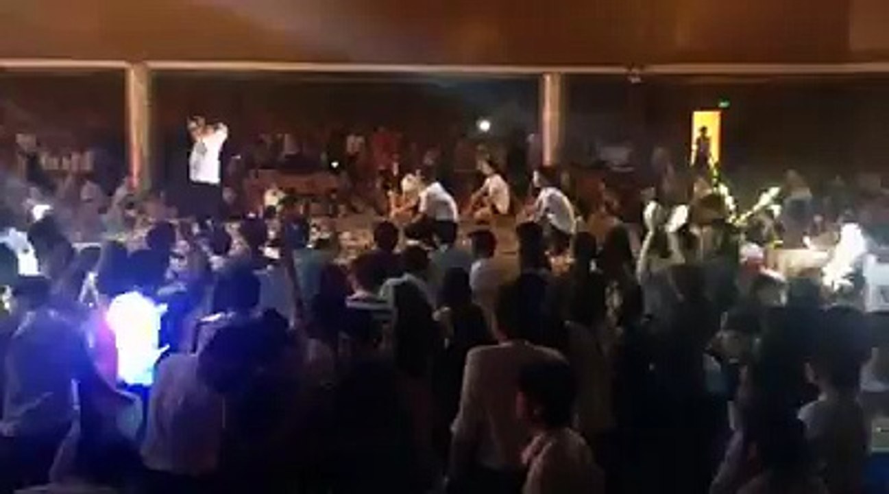 họp mặt cuối năm