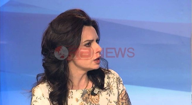 Turi në rrethe, Grida Duma: Gjej tabllo të trishtë varfërie- Ora News-