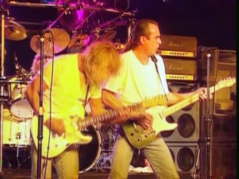 Status Quo Live - Medley 3 - Irish Hat Dance,Mexican Hat Dance,The Wanderer,Marguerita Time,Living On An Island,Break The Rules,Something 'Bout You Baby I Like,The Price Of Love,Roadhouse Blues