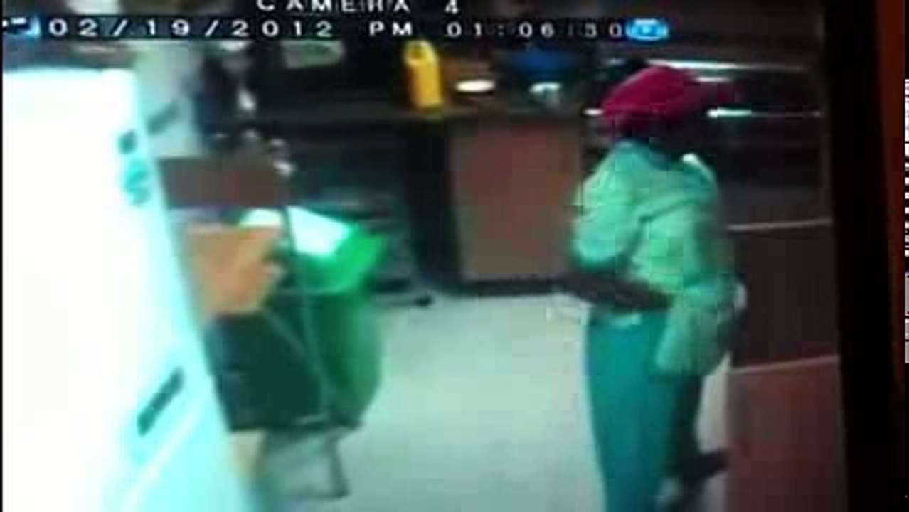 اسرة سعوديه تشرب الحليب ممزوج ببول خادمتها لمدة خمس سنوات ال