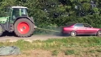 Кто сильнее- Автомобиль BMW 520 vs Трактор Fendt 820