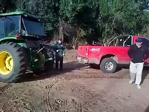 Кто сильнее- Ford F100 4х4 vs Трактор John Deere