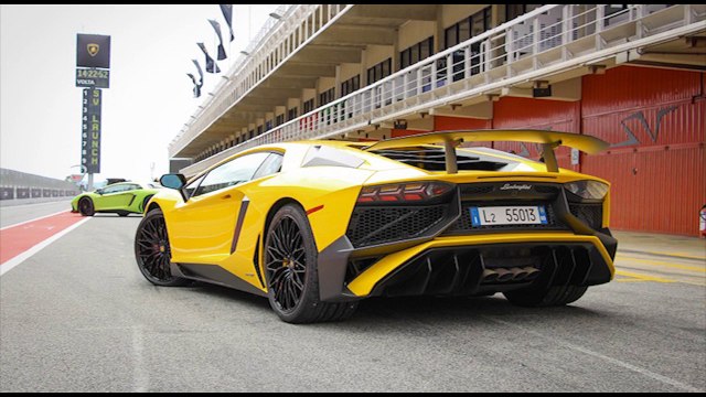 2016 Lamborghini Aventador LP750-4 SV : “Crazy acceleration”