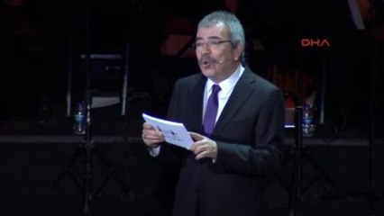 Türkiye'nin Yıldızları Çocuklar İçin Aynı Sahneyi Paylaştı