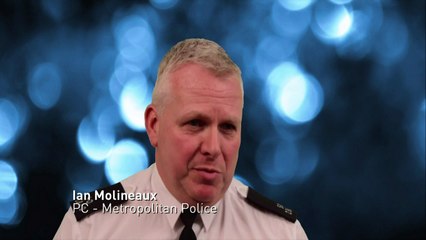 CCTV captures off-duty policeman stopping man with knife