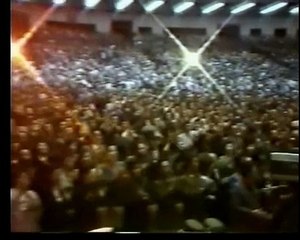 Алла Пугачева - Подмосковные вечера (Live, 1989, Пхеньян)