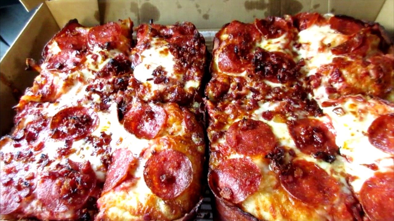 Goiter Guitierrez - Deep Dish Pizza