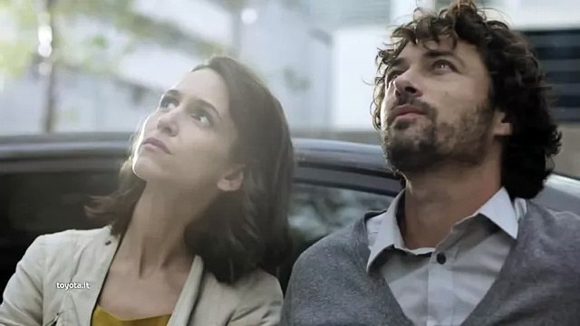 Музыка и видеоролик из рекламы Toyota RAV4 - Dron (2014)