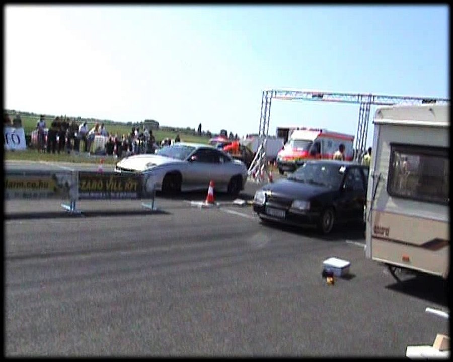 Fiat Coupe Turbo Vs. Opel Kadett GSI Drag Race