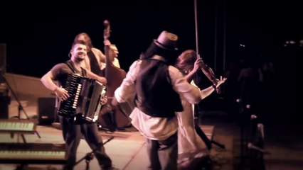 Evanthia Reboutsika - Carousel