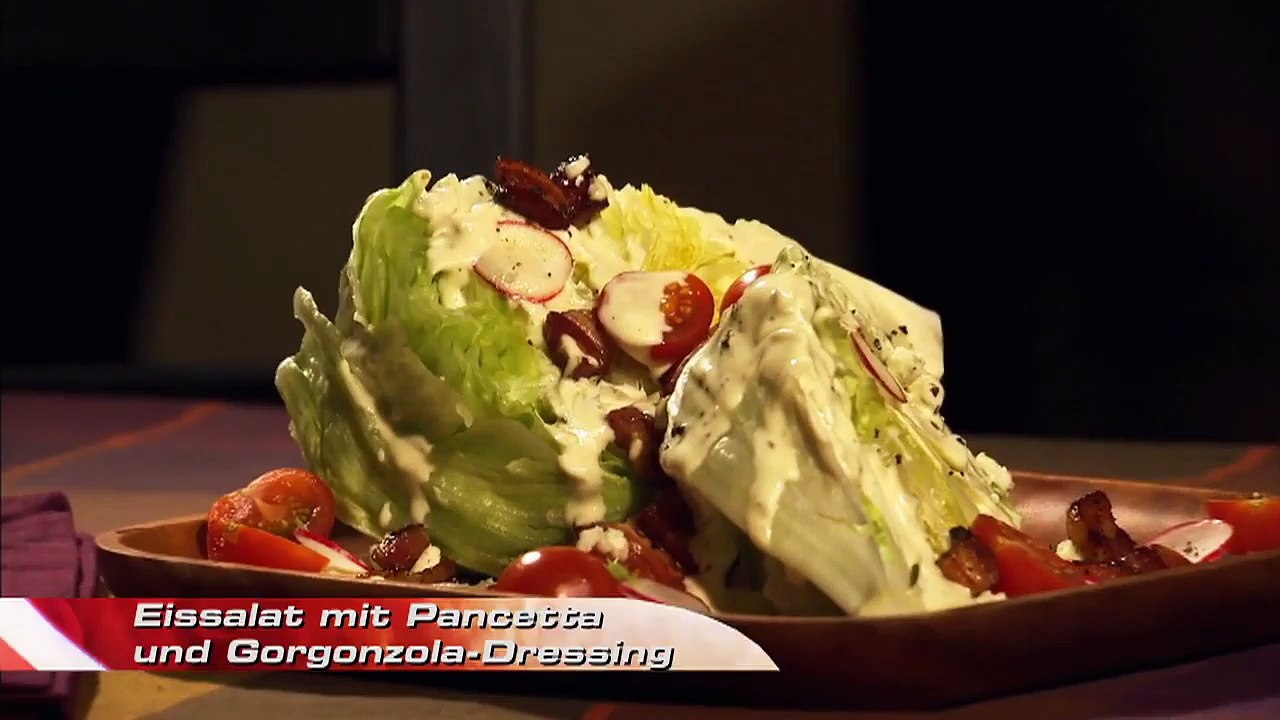 Eisbergsalat mit Pancetta und Gorgonzola Dressing