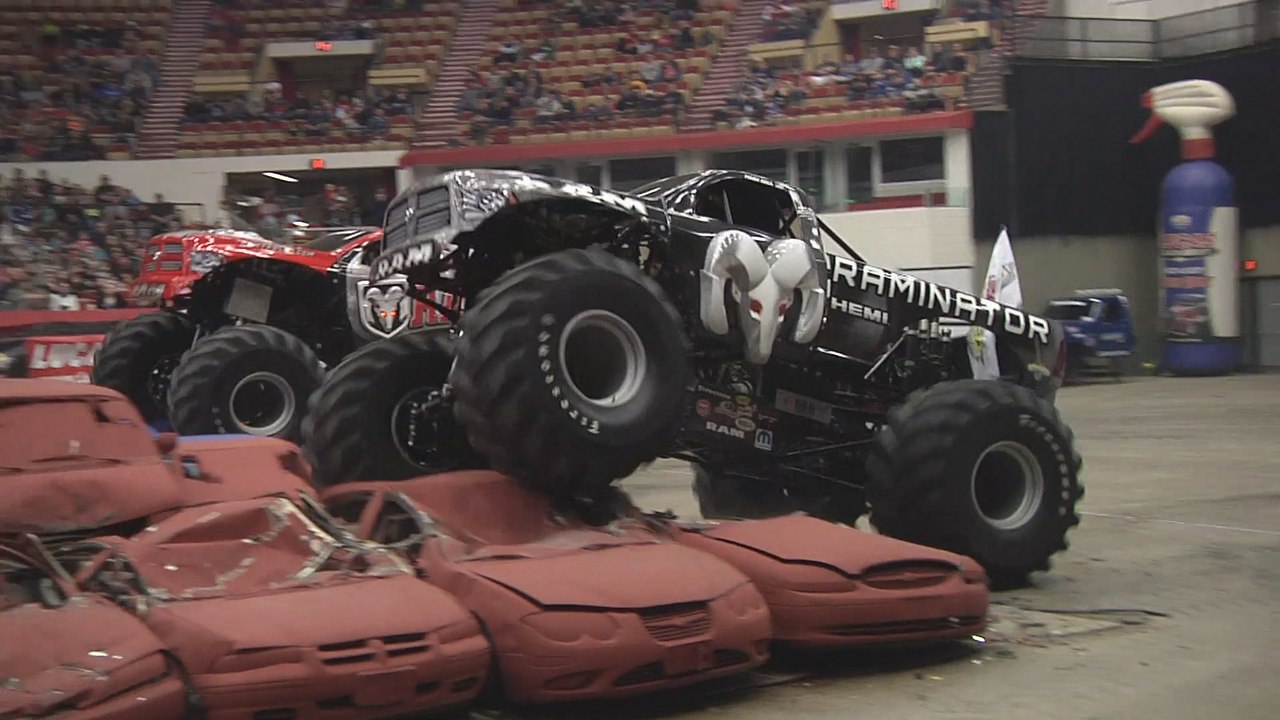 Lucas Oil Monster Truck Nationals- Madison 2015 Highlights