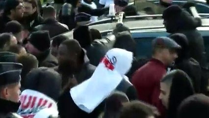 Plateformes VTC et Loti : des centaines de chauffeurs en colère ont manifesté à Paris