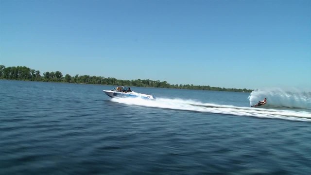 Ski Review: 2014 Ski Nautique 200 Open Bow