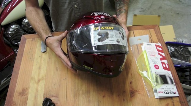 Shoei RF-1200 Unboxing