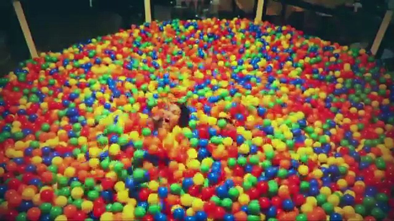 BIGGEST BALL PIT ON EARTH (BTS) (FULL HD)