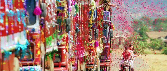 Tujh m rab dikhta hy full HD