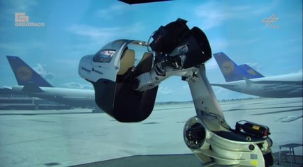 First Robot-Based Flight Simulator
