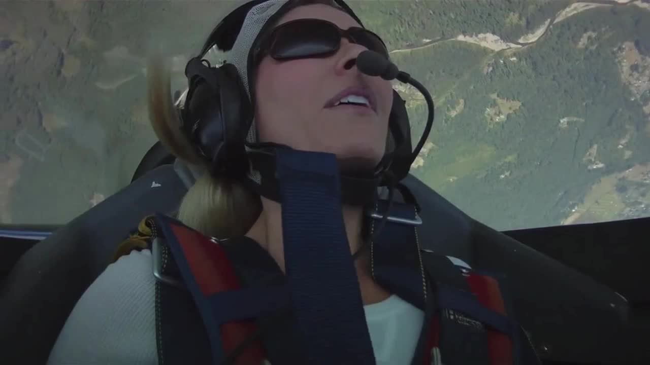 Flying Is Pulling G's