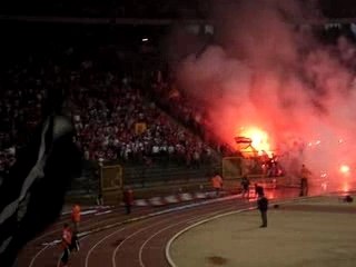 stade de foot standart de Liège vs Brugge fumigène
