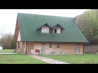 Report TV - Operatorët Turistikë: Taksat në 2016 më të larta se në Kroaci