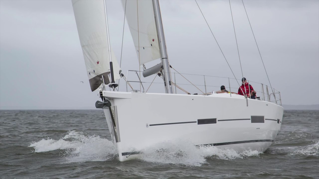 Dufour Grand' Large 560