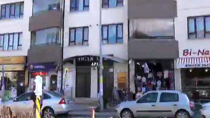 Kampüs girişinde eylem yapan gruba TOMA'lı müdahale