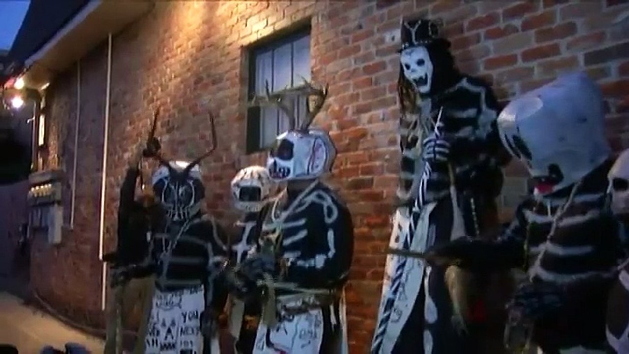 A La Nouvelle-Orléans, les morts battent le pavé en rythme pour Mardi gras